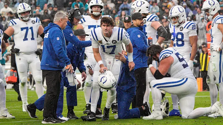 Daniel Jones Injury Week 14